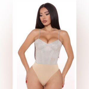 Fashion Nova glitter bodysuit. NWT with minor defects